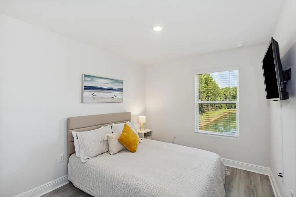 Apartment New Home Near Uwf & Pns Beach! Pensacola