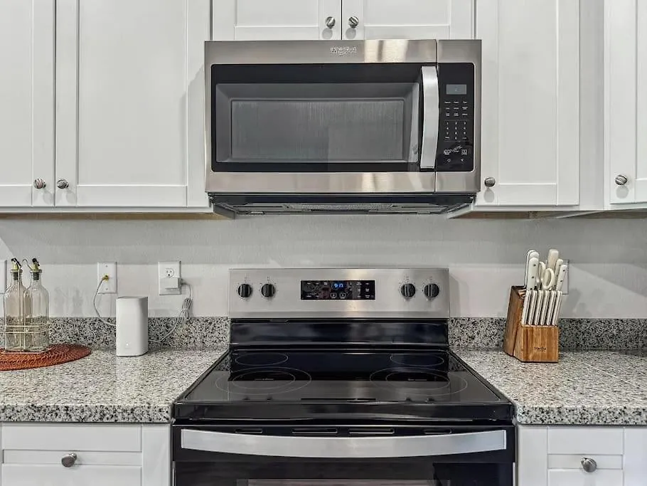 New Home Near Uwf & Pns Beach! Pensacola